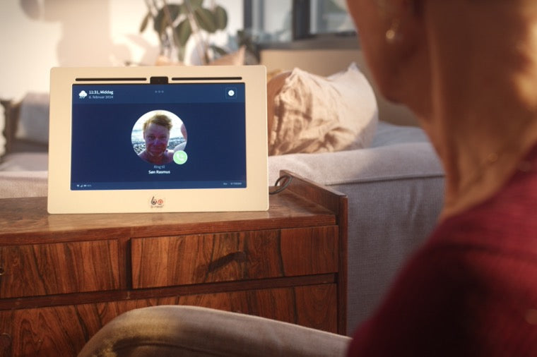 Kære Malene, du kan tro, vi er glade for skærmen!